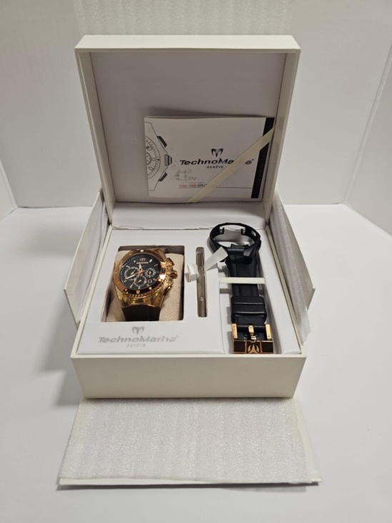 TechnoMarine Cruise Original Star Gold Tone Chrono Watch Set With Extra Strap main image 7